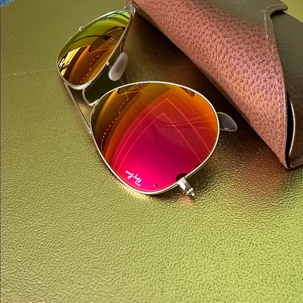 Pink/Orange/Yellow and Gold Aviator RayBans Women’s - Picture 6 of 7